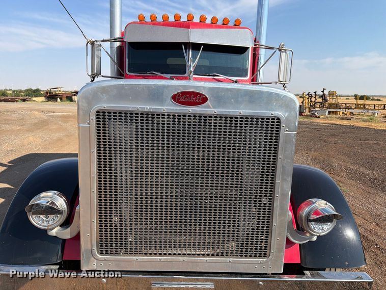 image for item EW8748 1994 Peterbilt 379 semi truck