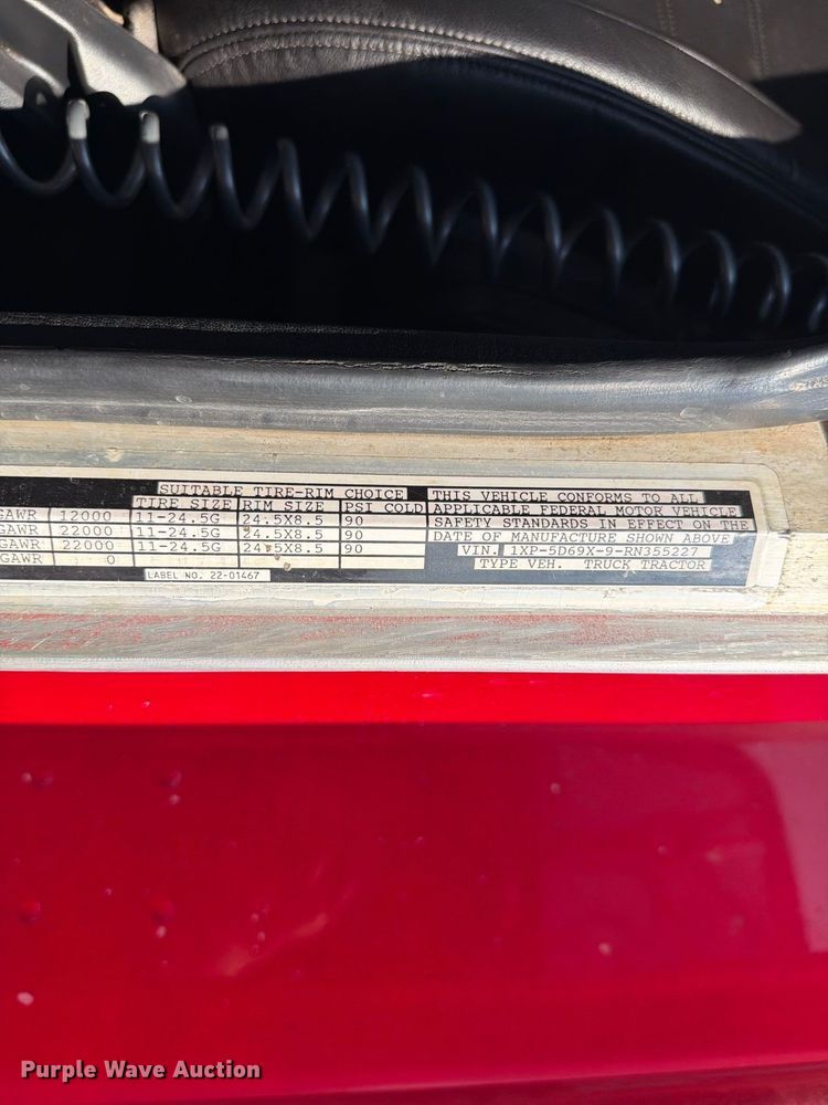 image for item EW8748 1994 Peterbilt 379 semi truck
