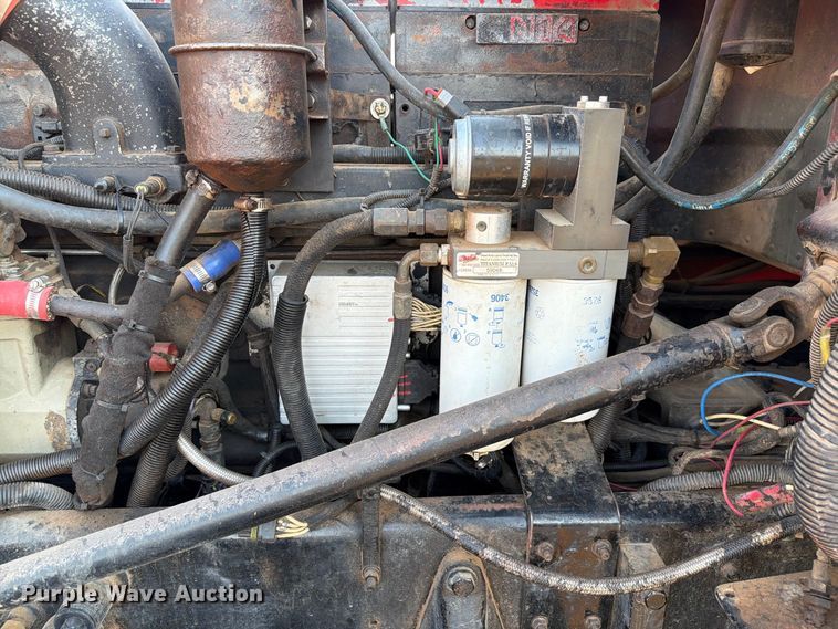 image for item EW8748 1994 Peterbilt 379 semi truck