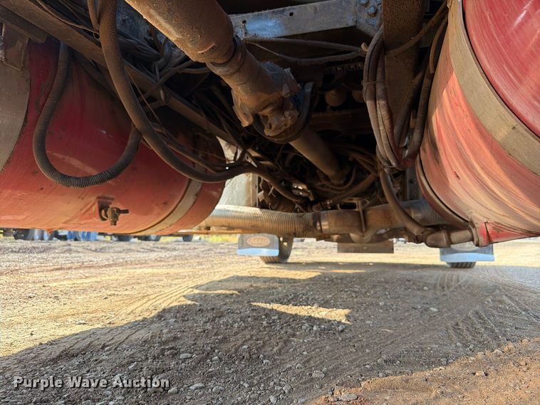 image for item EW8748 1994 Peterbilt 379 semi truck