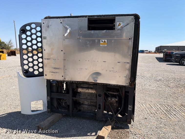 image for item EW8777 Thermoking SB-210 30 reefer unit