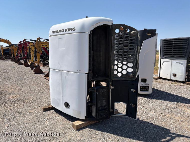 image for item EW8777 Thermoking SB-210 30 reefer unit