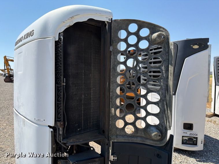image for item EW8777 Thermoking SB-210 30 reefer unit