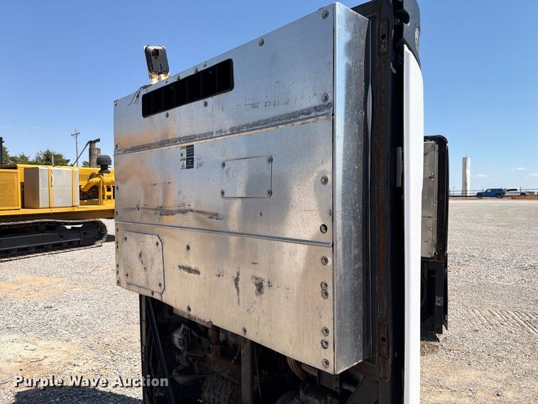 image for item EW8805 Carrier X2 2500A reefer unit