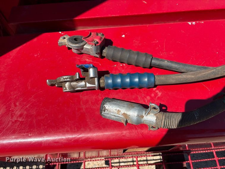 image for item EX0034 2006 Kenworth T800 semi truck