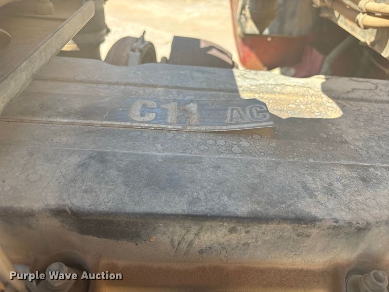 image for item EX0034 2006 Kenworth T800 semi truck