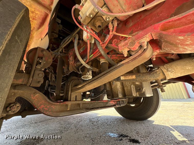 image for item EX0034 2006 Kenworth T800 semi truck