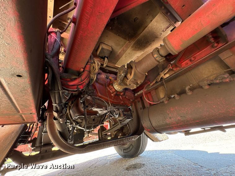 image for item EX0034 2006 Kenworth T800 semi truck