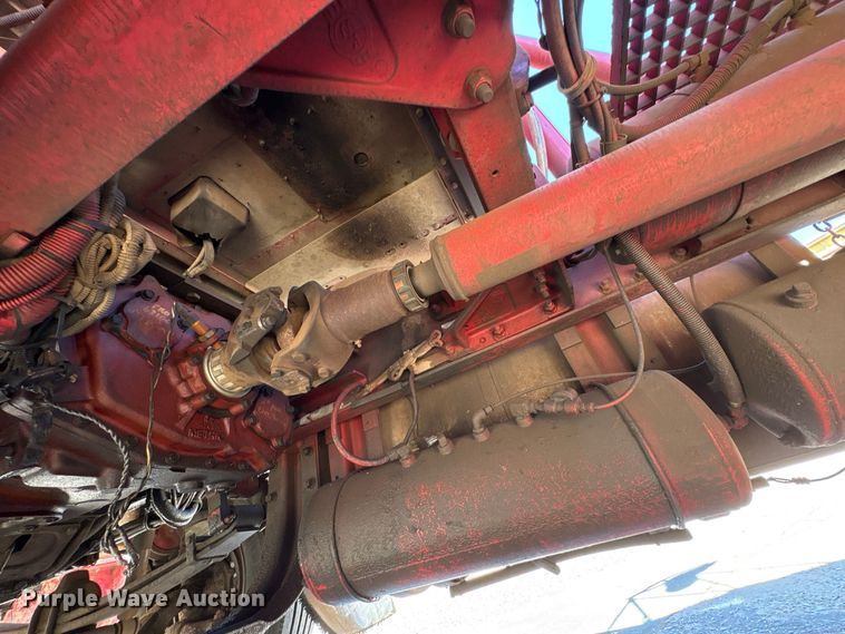 image for item EX0034 2006 Kenworth T800 semi truck