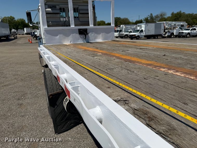 image for item FB5077 1979 Pullman Trailmobile flatbed trailer