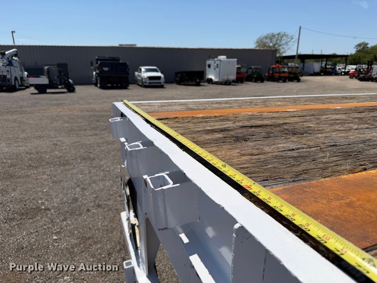 image for item FB5077 1979 Pullman Trailmobile flatbed trailer