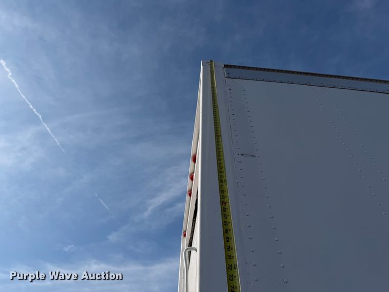 image for item FB5094 2002 Wabash dry van trailer