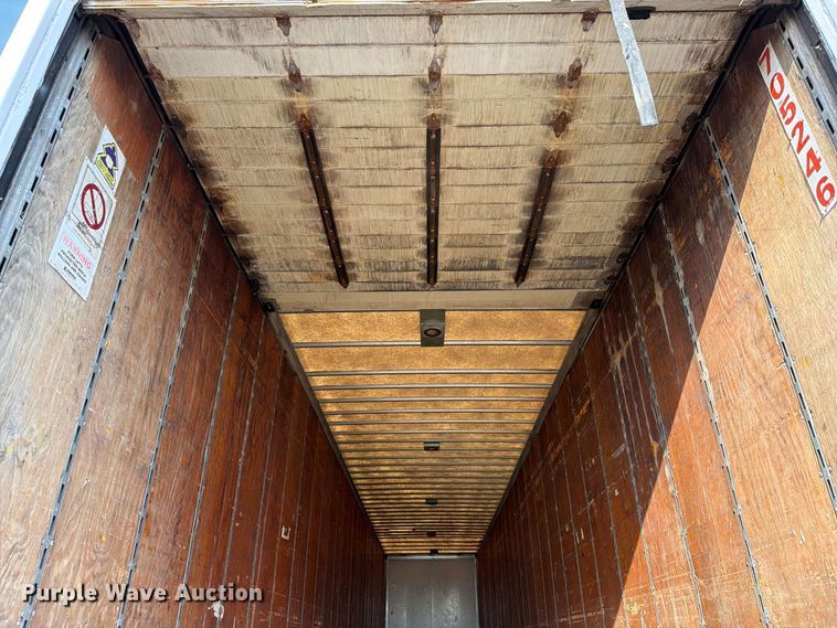 image for item FB5094 2002 Wabash dry van trailer