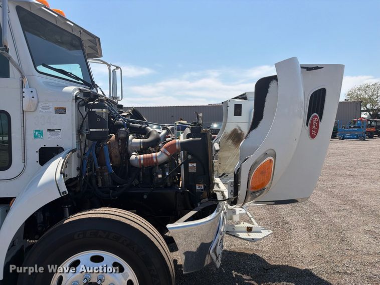 image for item FB5096 2014 Peterbilt 337 truck cab and chassis