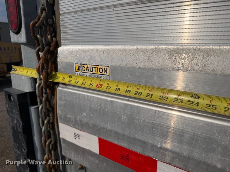 image for item FB5099 2021 Utility VS2RA refrigerated van trailer