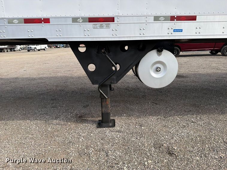 image for item FB5099 2021 Utility VS2RA refrigerated van trailer