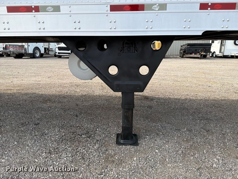 image for item FB5099 2021 Utility VS2RA refrigerated van trailer