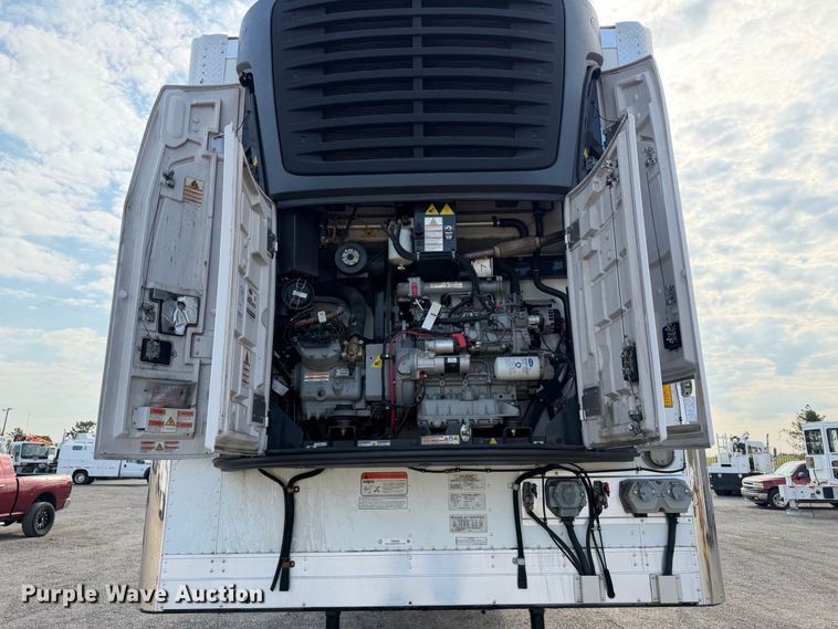 image for item FB5099 2021 Utility VS2RA refrigerated van trailer
