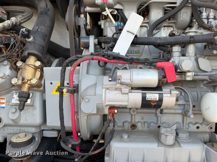 image for item FB5099 2021 Utility VS2RA refrigerated van trailer