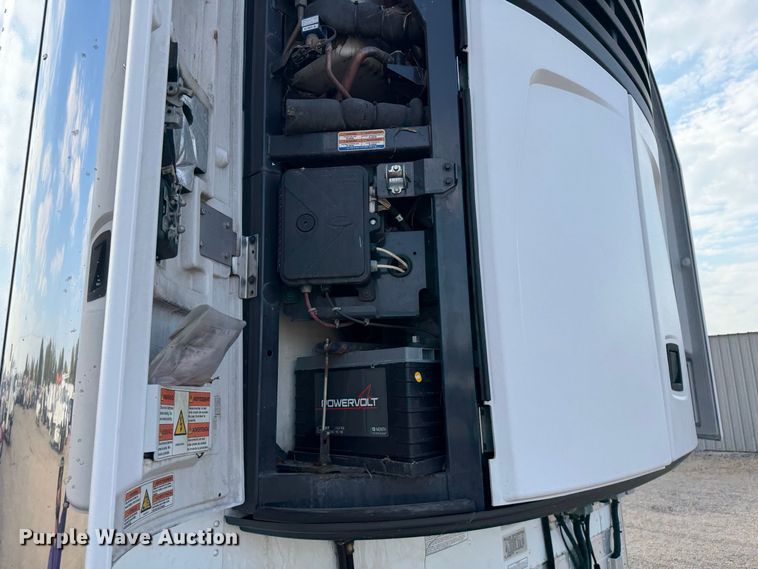 image for item FB5099 2021 Utility VS2RA refrigerated van trailer
