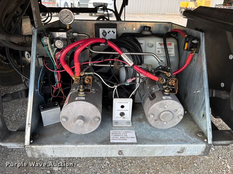 image for item FB5099 2021 Utility VS2RA refrigerated van trailer