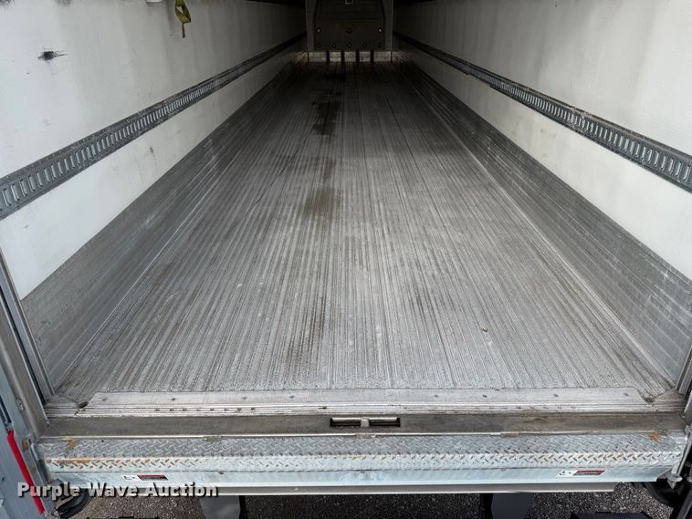 image for item FB5099 2021 Utility VS2RA refrigerated van trailer