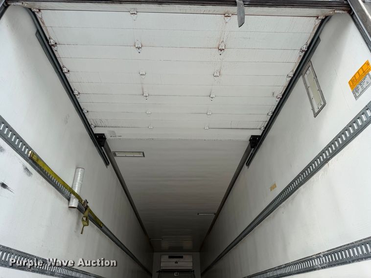 image for item FB5099 2021 Utility VS2RA refrigerated van trailer