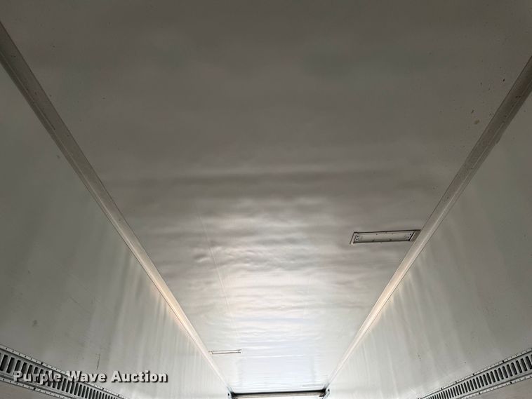 image for item FB5099 2021 Utility VS2RA refrigerated van trailer
