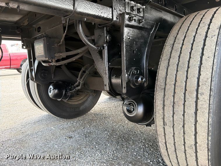image for item FB5099 2021 Utility VS2RA refrigerated van trailer