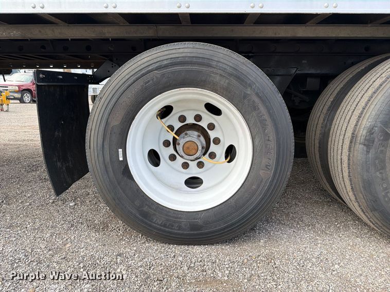 image for item FB5099 2021 Utility VS2RA refrigerated van trailer