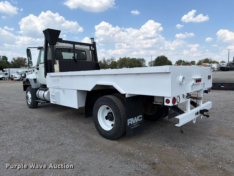 image for item FB5104 2006 International WorkStar 7300 flatbed truck