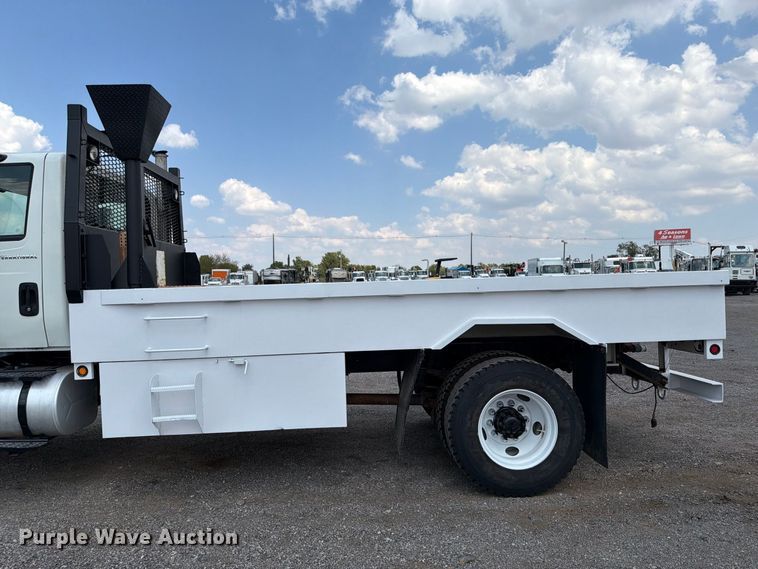 image for item FB5104 2006 International WorkStar 7300 flatbed truck