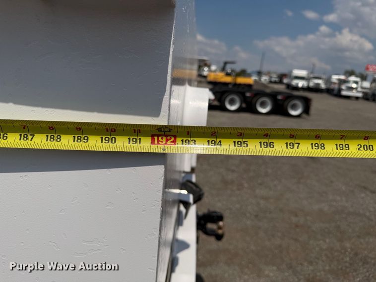 image for item FB5104 2006 International WorkStar 7300 flatbed truck