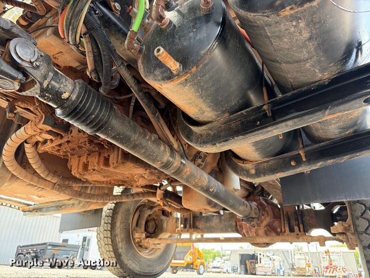 image for item FB5104 2006 International WorkStar 7300 flatbed truck