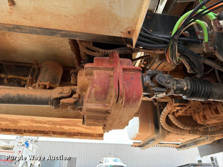 image for item FB5104 2006 International WorkStar 7300 flatbed truck