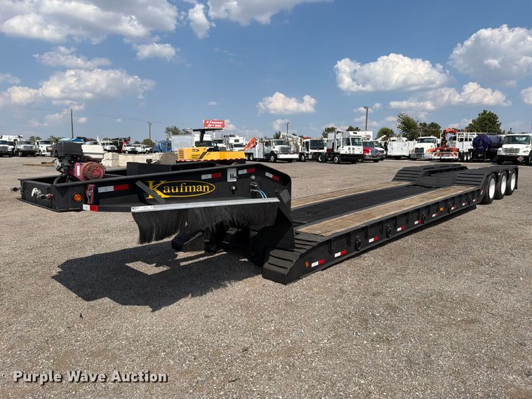 image for item FB5105 2011 Kaufman lowboy equipment trailer