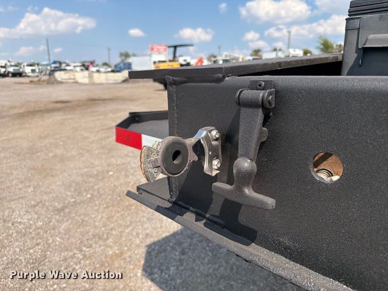 image for item FB5105 2011 Kaufman lowboy equipment trailer
