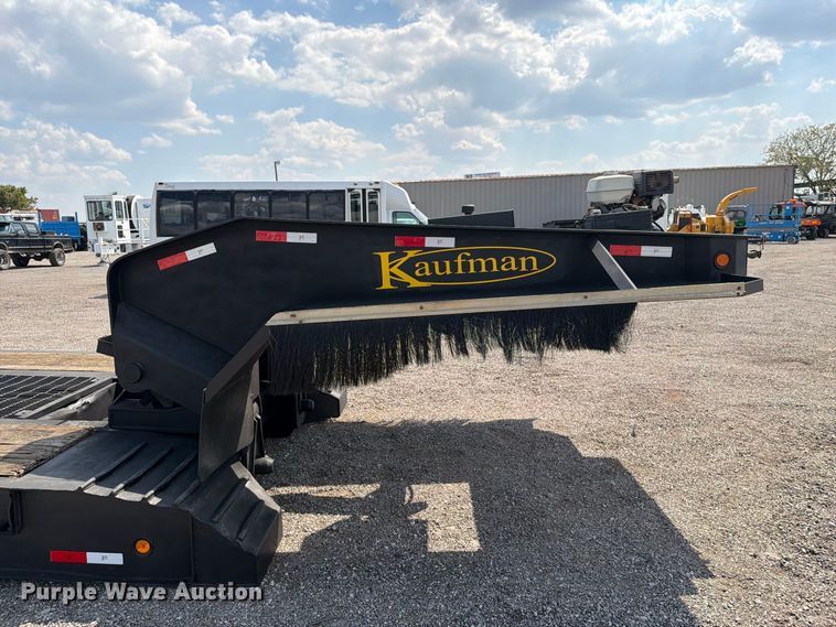 image for item FB5105 2011 Kaufman lowboy equipment trailer