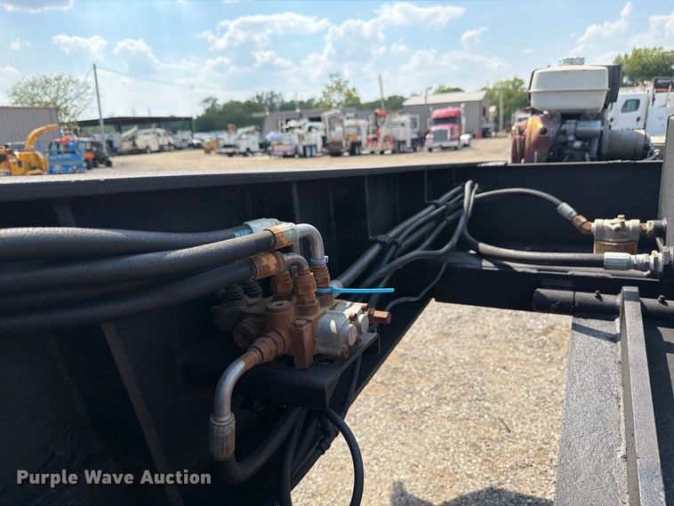 image for item FB5105 2011 Kaufman lowboy equipment trailer