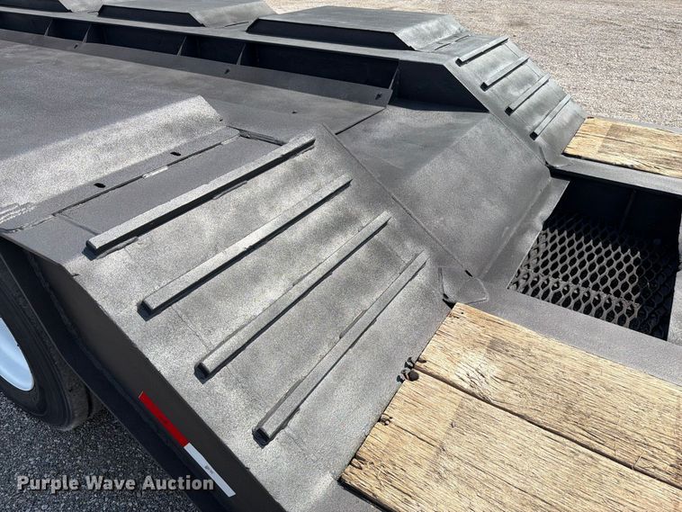 image for item FB5105 2011 Kaufman lowboy equipment trailer