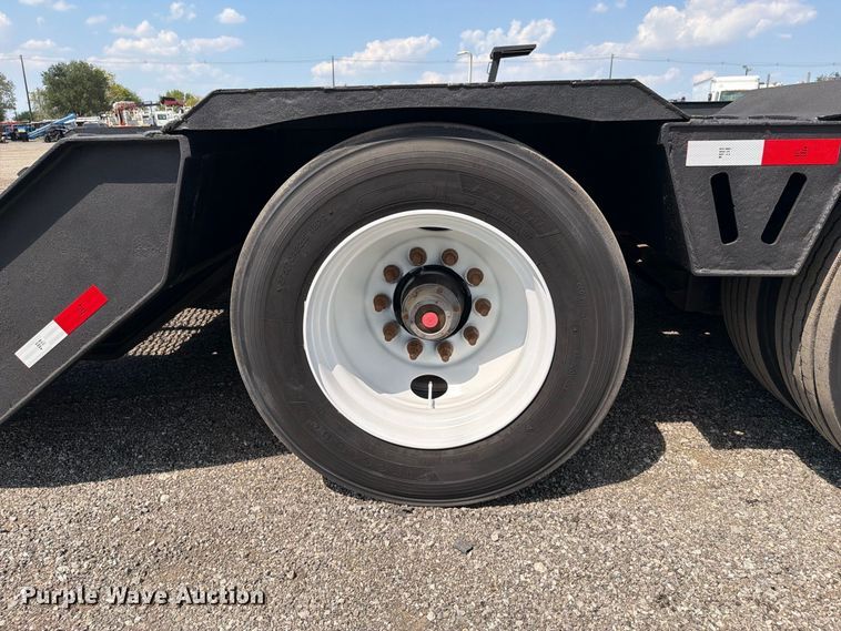 image for item FB5105 2011 Kaufman lowboy equipment trailer