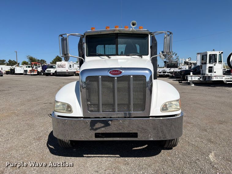 image for item FB5125 2011 Peterbilt 337 flatbed truck