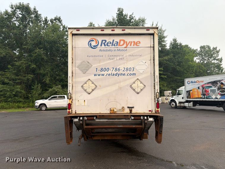 image for item FC3250 2012 Freightliner Business Class M2 box truck
