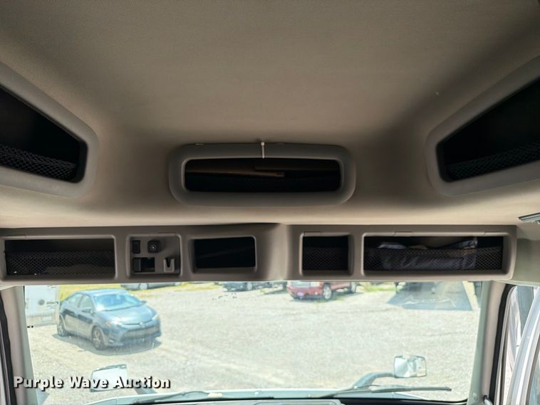image for item FC3306 2019 Volvo VNR semi truck