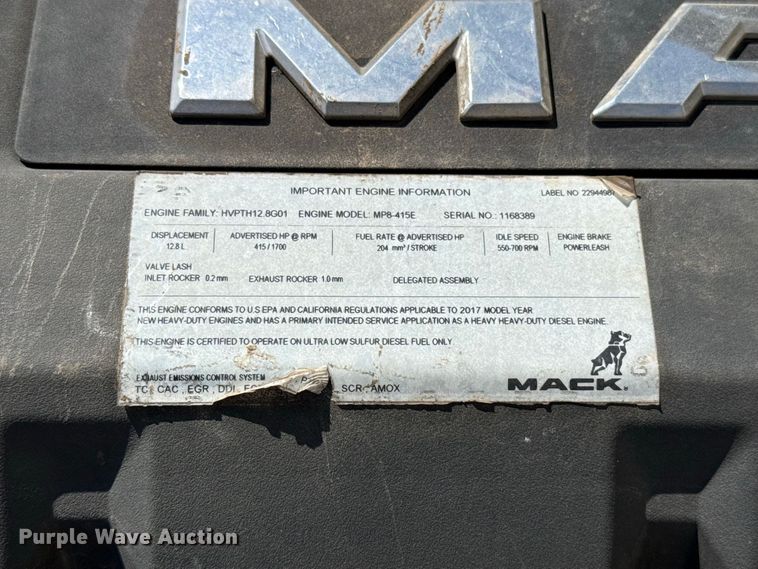 image for item FC4249 2018 Mack CXU613 semi truck