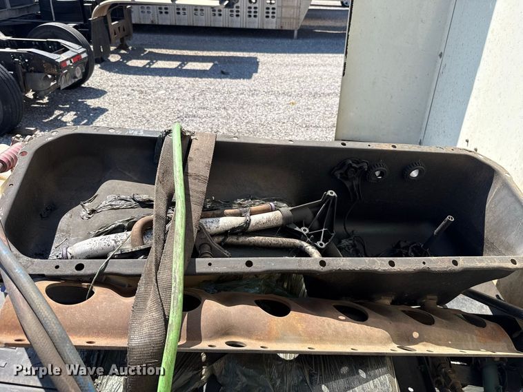 image for item FC4249 2018 Mack CXU613 semi truck