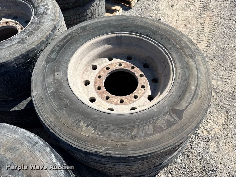 image for item FC4253 (10) Michelin 445/50R22.5 tires and wheels