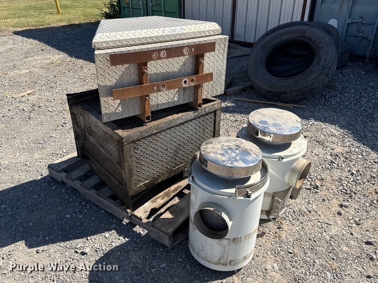 image for item FC4254 Truck parts