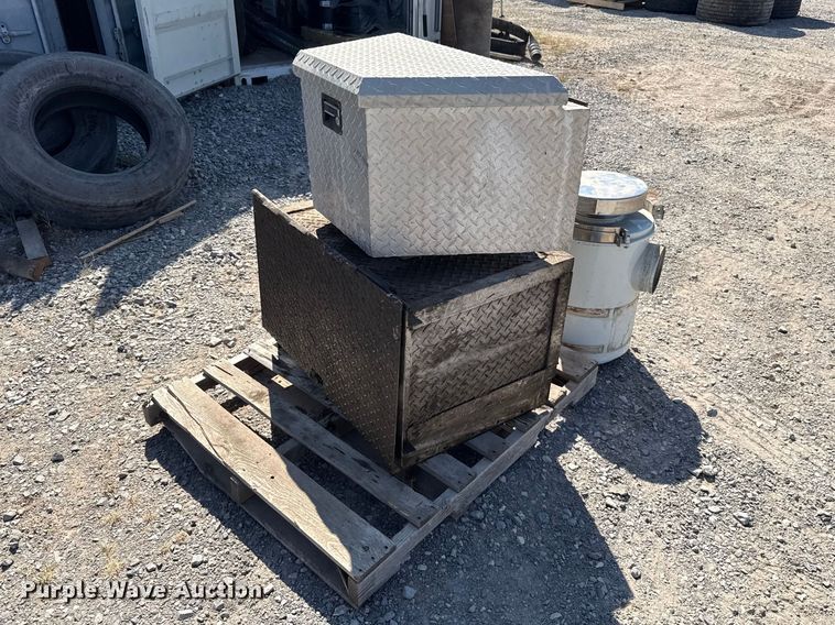 image for item FC4254 Truck parts