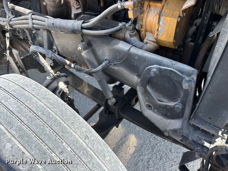 image for item FG0598 2003 Peterbilt 379 semi truck